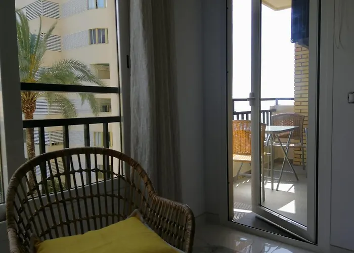 Apartamento 315 En Paseo Marítimo 96 *