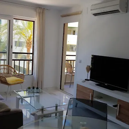 315 En Paseo Maritimo 96 * 푸엔히롤라