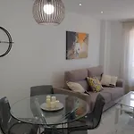 315 En Paseo Maritimo 96 Apartman *