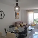 315 En Paseo Maritimo 96 Apartman